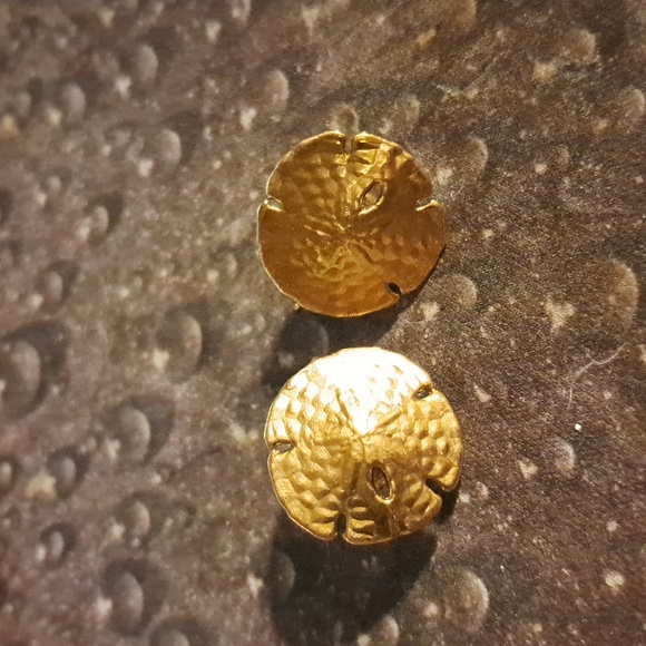 Goldtone Sand Dollar Clip Earrings - Picture 1 of 3